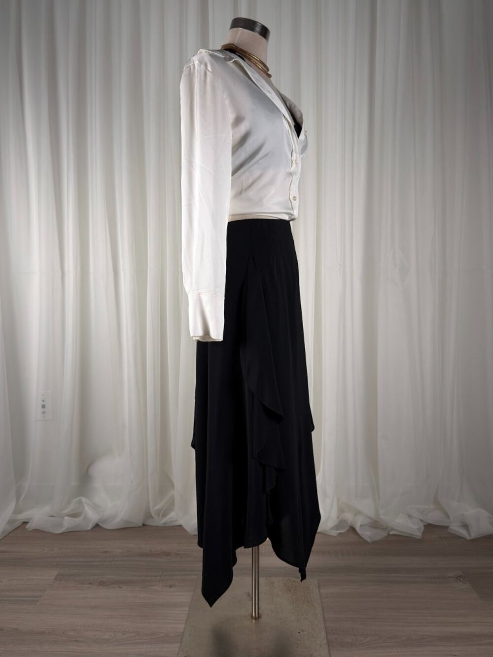 INC Ethereal Ruffle Handkerchief Hem Skirt Womens Black Medium NWT - Picture 3 of 6